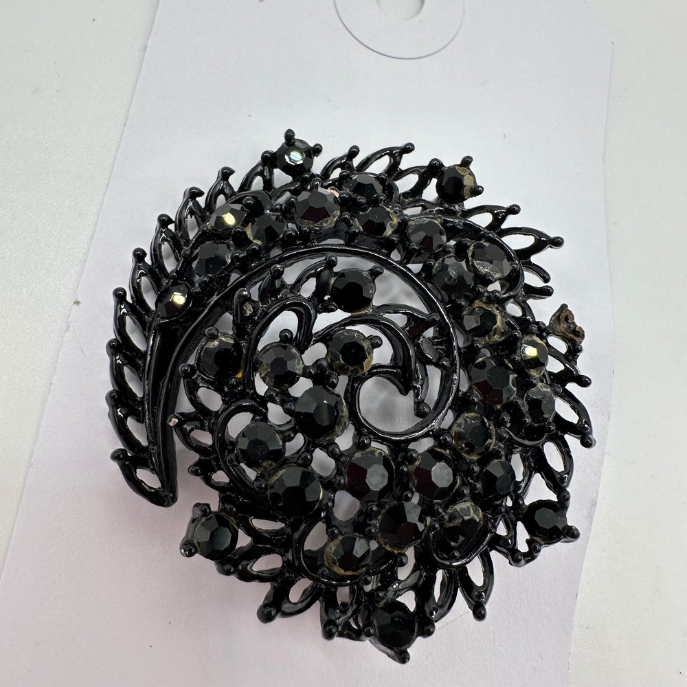 VTG Jet Black Stone Mourning Black Brooch Gothic Swirl Pin Blackout Jewelry 2"